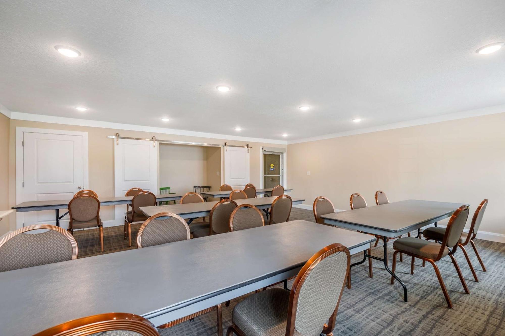 Best Western Plus University Park Inn & Suites Ames Kültér fotó