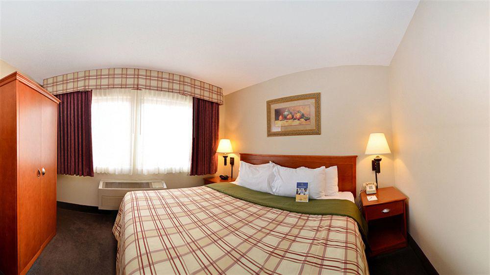 Best Western Plus University Park Inn & Suites Ames Kültér fotó